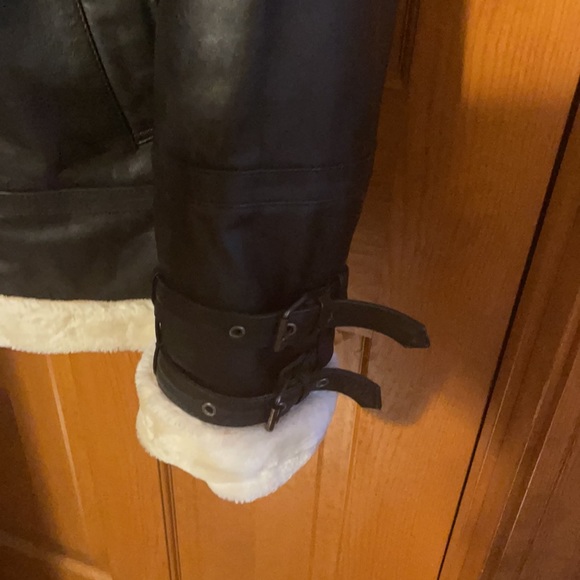 Bomber Jacket - Picture 6 of 8